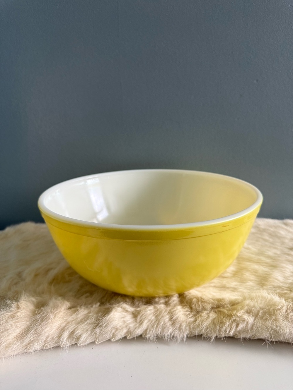 Pyrex Vintage Primary Color Yellow 4qt Ovenware Mixing Bowl